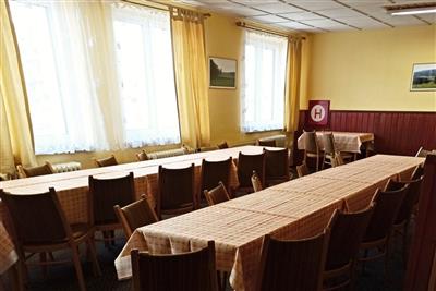 Společenská místnost v pensionu RS Rybník